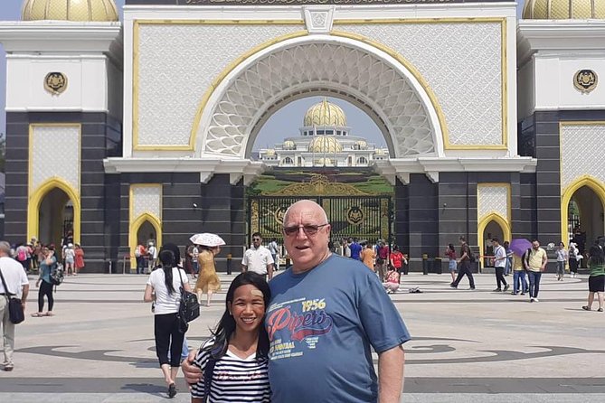 Private Layover Tour from Airport : Best of Kuala Lumpur - Central Market, Chinatown, and Little India for Food and Souvenirs