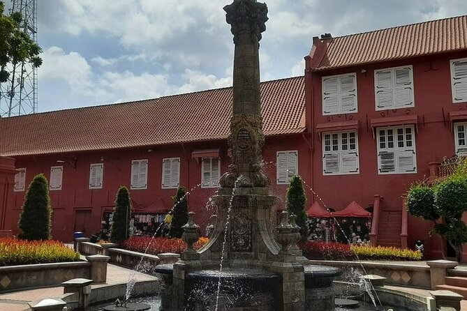 Private Malacca Day Tour from Kuala Lumpur - Mini Malaysia & ASEAN Cultural Park: A Fast Way to See Lots of House Styles