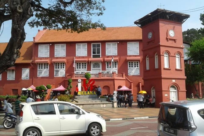 Private Tour: 3 in 1 Day Trip to Batu Caves, Bukit Melawati & Fireflies - Price and value: what you get for about $136.22 per person