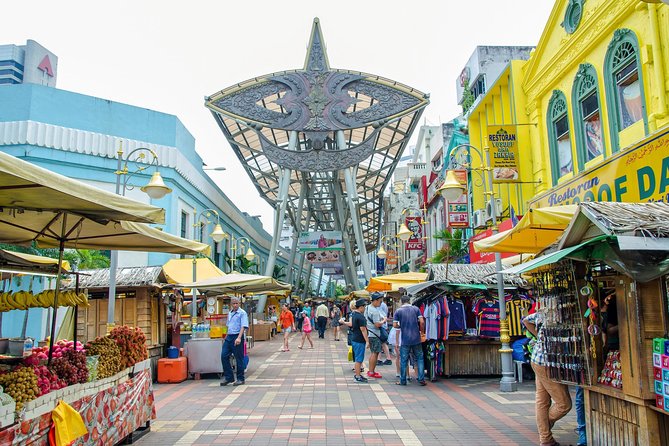 Private Tour: Half-Day Shopping and Market Exploration in Kuala Lumpur - Jalan Masjid India: Quick, Local, and Street-Level