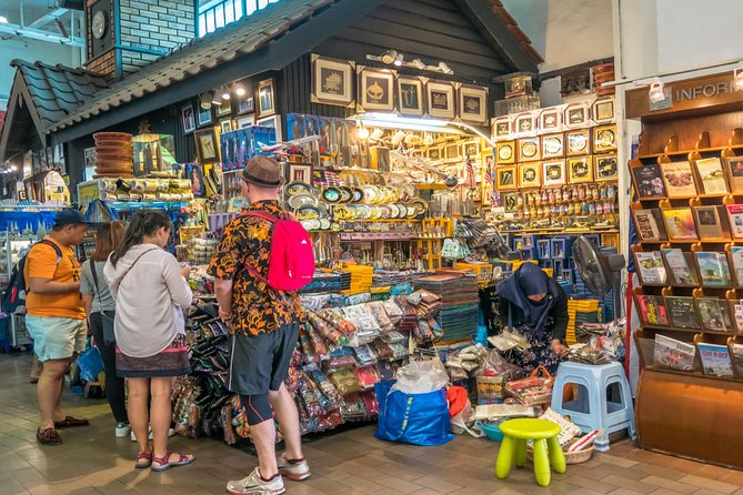 Private Tour: Half-Day Shopping and Market Exploration in Kuala Lumpur - What the Driver Actually Does (and Doesn’t Do)