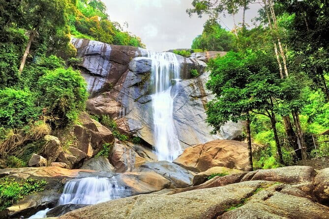 Private Tour In Langkawi With Sky Bridge And Langkawi Cable Car - Oriental Village: more than shopping, plus free Sky attractions