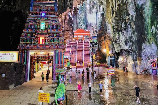 Private Tour Kuala Lumpur with Petronas Twin Towers Observation Deck & Batu Cave - Petronas Twin Towers Observation Deck and Skybridge views