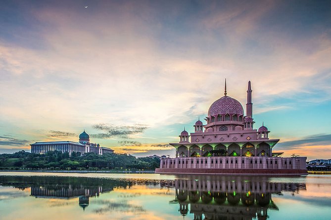 Putrajaya City Tour with Batu Caves & Sight Seeing Cruise - Why Putrajaya and Batu Caves Fit a 4 to 5 Hour Plan