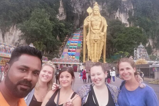 Putrajaya City Tour with Batu Caves & Sight Seeing Cruise - Lake Putrajaya Cruise: 45 Minutes for Bridge Photos and a Real Break