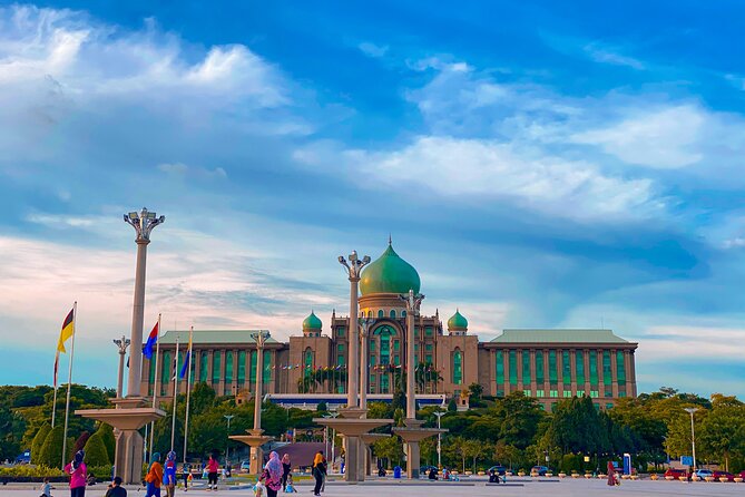 Putrajaya Half Day Tour with Pink Mosque & River Cruise(SIC) - Start Point: Starbucks at Berjaya Times Square
