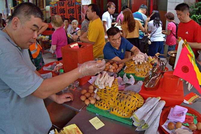 Riverside Experience Tour - Kampung Bharu Start: Malay Food and Old Neighborhood Energy