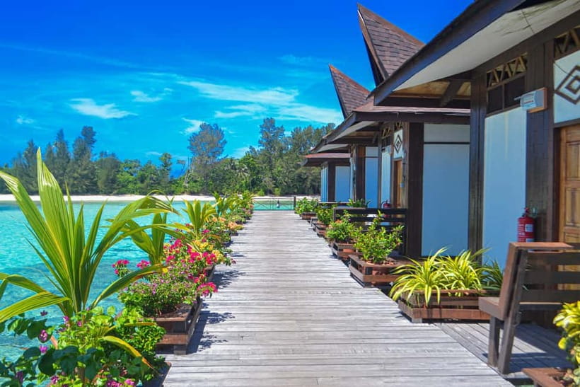 Sabah: Mantanani Island Day Tour with Lunch - Your 5 hours on the islands: photo stop, guided time, and beach relaxation