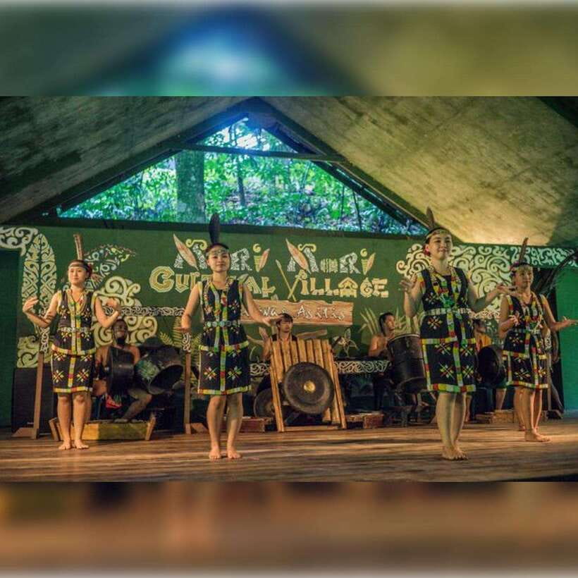 Sabah: Mari-Mari Cultural Village Visit + Lunch + transfer - The traditional house walk, snacks, and rice wine