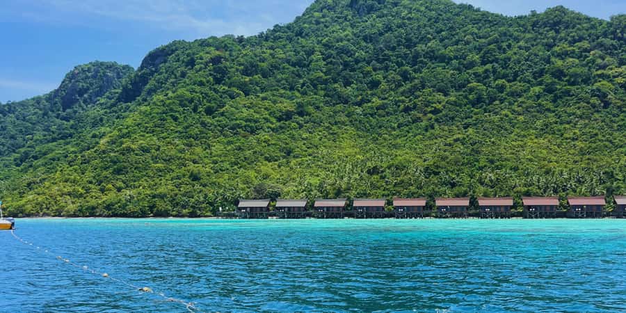Semporna : Island Hopping Semporna Adventure - Logistics and Risk Management: Tides, Weather, and the Reality of Shared Boats