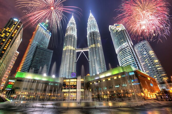 Sky-High Dining Experience at the Iconic Petronas Twin Towers - Key points to know before you go