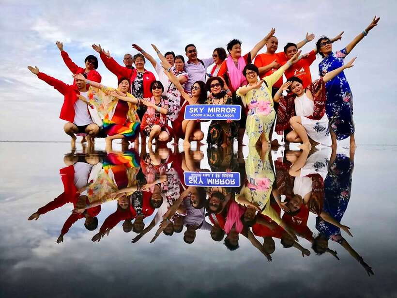 Sky Mirror - Kuala Selangor and Sekinchan Paddy Field Tour - Paddy processing factory, Paddy Gallery, and Nan Tian Temple viewpoints