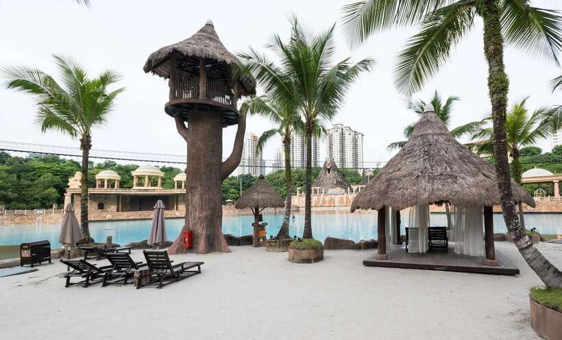 Sunway Lagoon Theme Park with Round-Trip Transfer - Food voucher and 8 hours on-site: how I’d structure your day