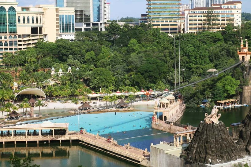 Sunway Lagoon Theme Park with Round-Trip Transfer - Pirate’s Revenge and the 360-degree Rotating Pirate Ship