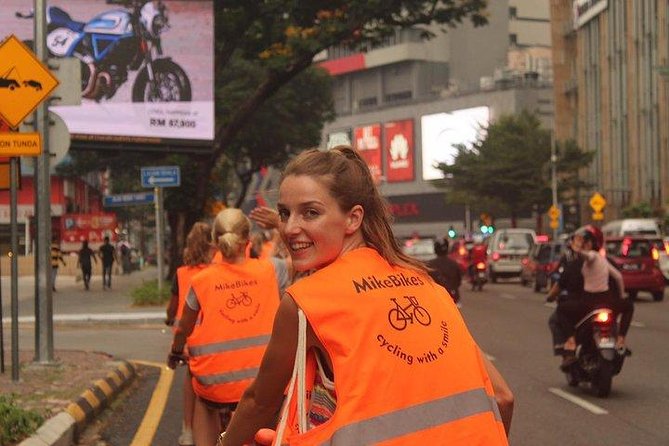 The Best of Kuala Lumpur Sunset and Night tour - Stop-by-Stop: From The River of Life to Merdeka Square
