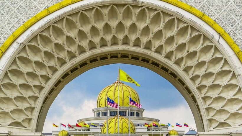 The Great Kuala Lumpur Tour with KL Tower Ticket & Lunch - Batu Caves: 140-foot Lord Murugan and 272 steps