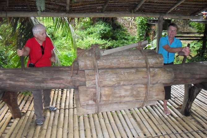 Traditional Bidayuh Village Bamboo Longhouse Tour - Kuching to Annah Rais: the 45-minute drive that sets the tone