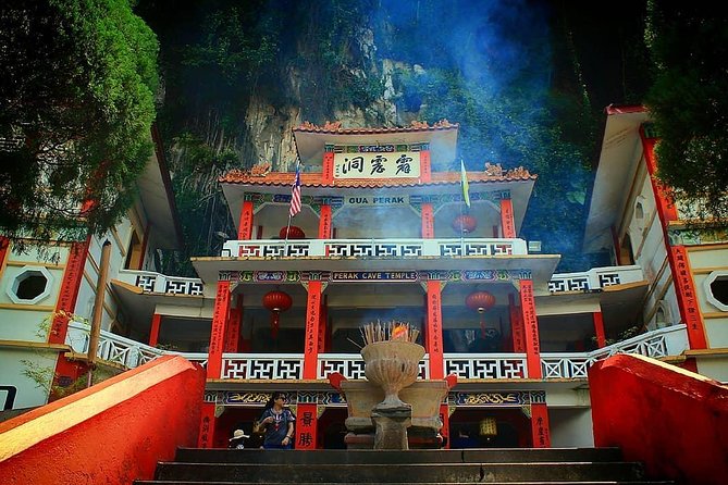 Wildlife & Wonders: Orang Utan Island + Perak Cave Temple Tour - The ferry cruise to Orang Utan Island and your best viewing window