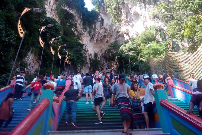 Wonders of Kuala Lumpur City & Countryside + Batu Caves (Private Guided Tour) - Price and value: what $153.33 buys you in the real world